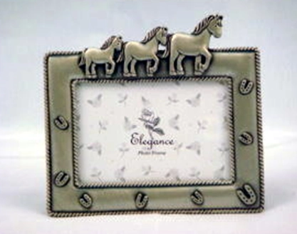 典雅浮雕 2x3 小相框 - 奔馳三小馬與馬蹄鐵